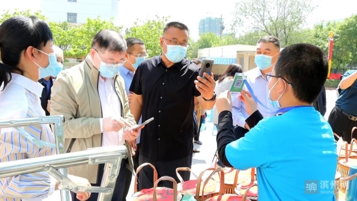 濱州市全國助殘日 殘疾人就業(yè)幫扶與社區(qū)微工廠揭牌啟動健康服務